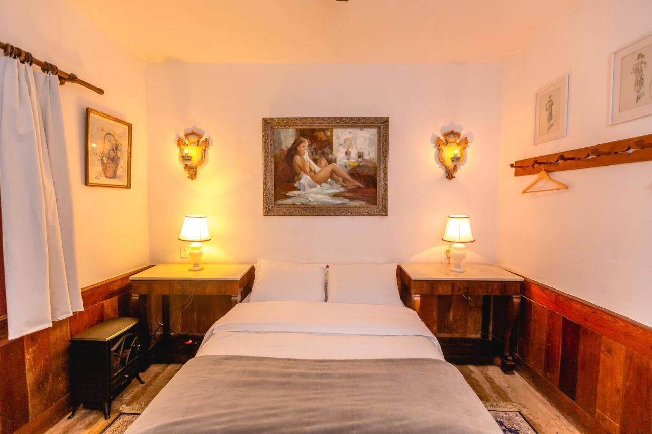 Hotel Vila Relicario โอว์โรเปรโต ภายนอก รูปภาพ